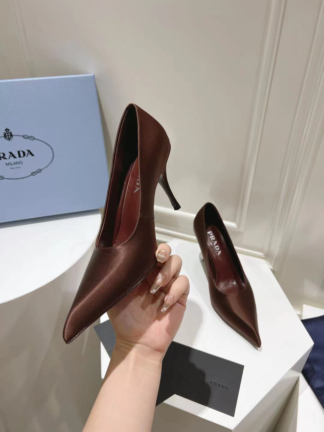 PRA BASIC HIGH-HEELED CHOCOLATE SATIN - 34