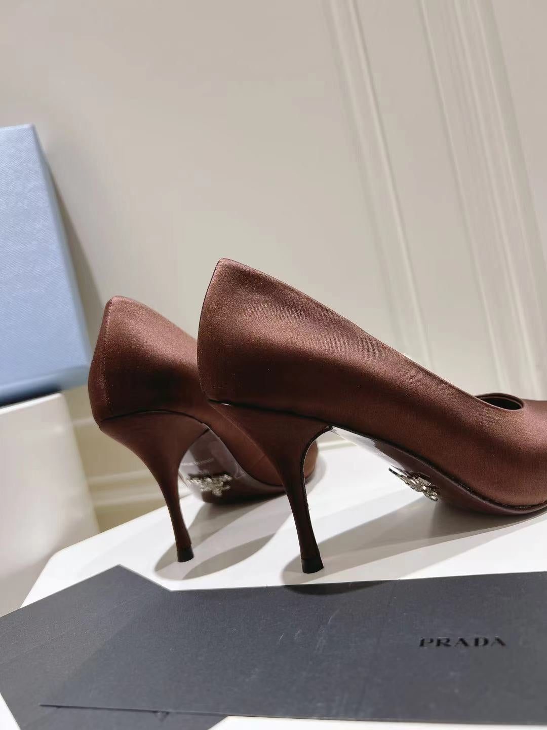 PRA BASIC HIGH-HEELED CHOCOLATE SATIN - 34
