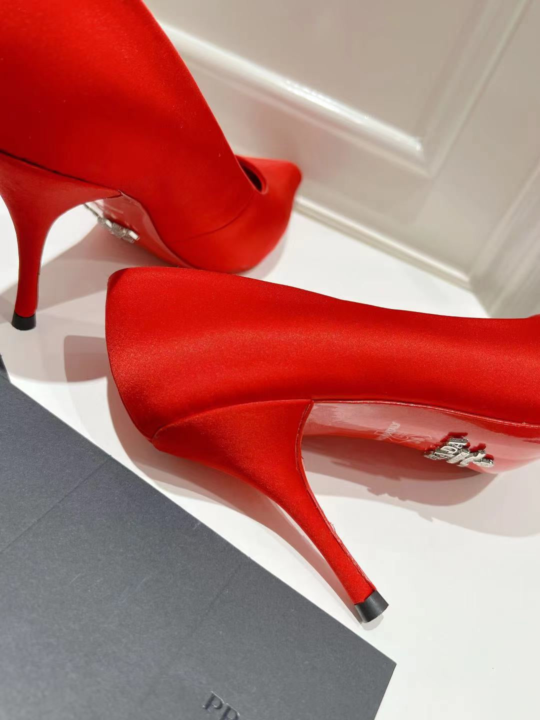 PRA BASIC HIGH-HEELED CRIMSON SATIN - 34