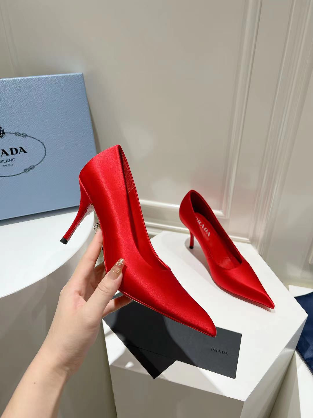 PRA BASIC HIGH-HEELED CRIMSON SATIN - 34