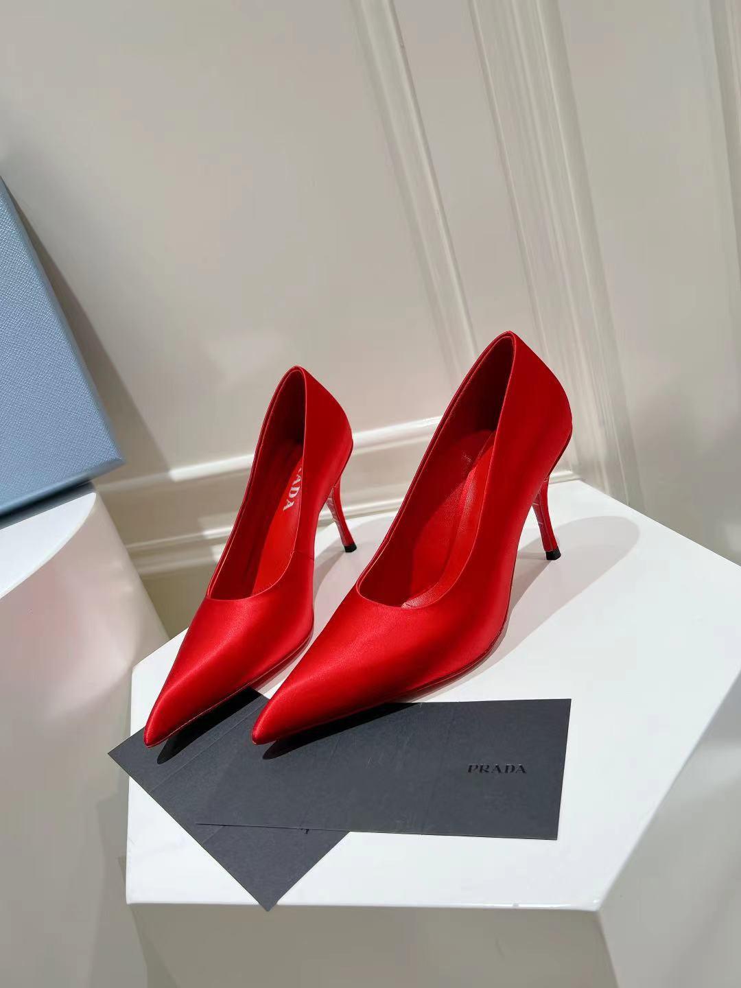 PRA BASIC HIGH-HEELED CRIMSON SATIN - 34