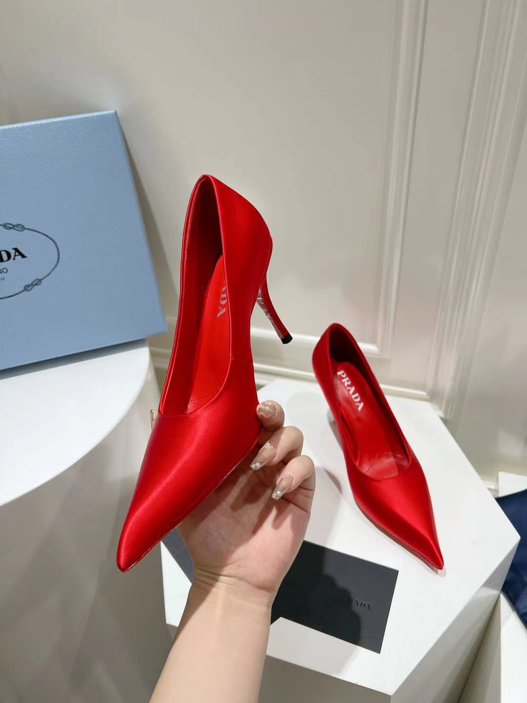 PRA BASIC HIGH-HEELED CRIMSON SATIN - 34