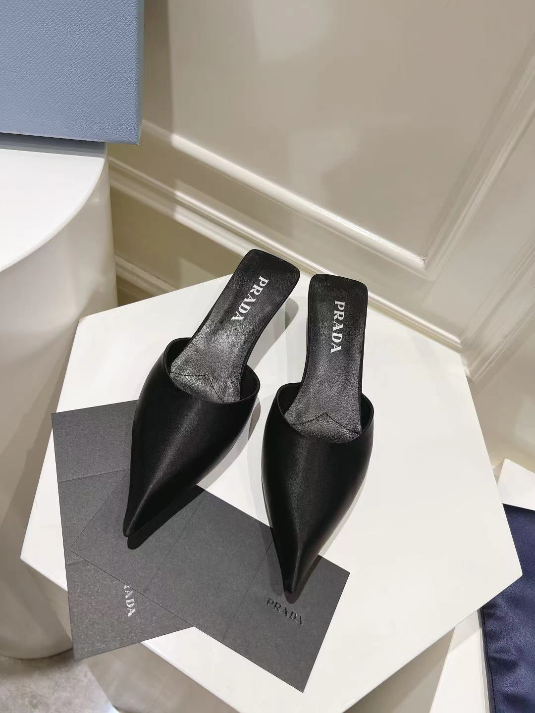 PRA POINTED-TOE MULES BLACK SATIN - 34
