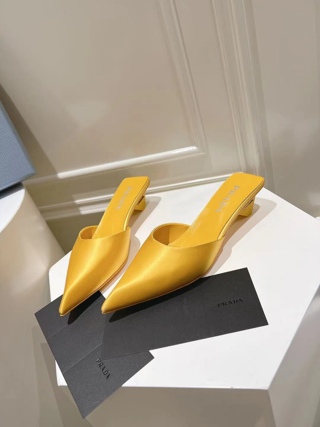 PRA POINTED-TOE MULES YELLOW SATIN - 34