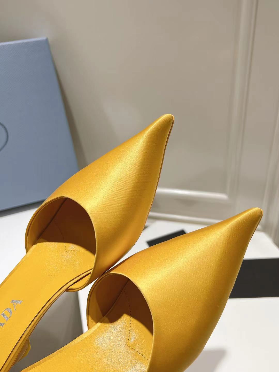 PRA POINTED-TOE MULES YELLOW SATIN - 34