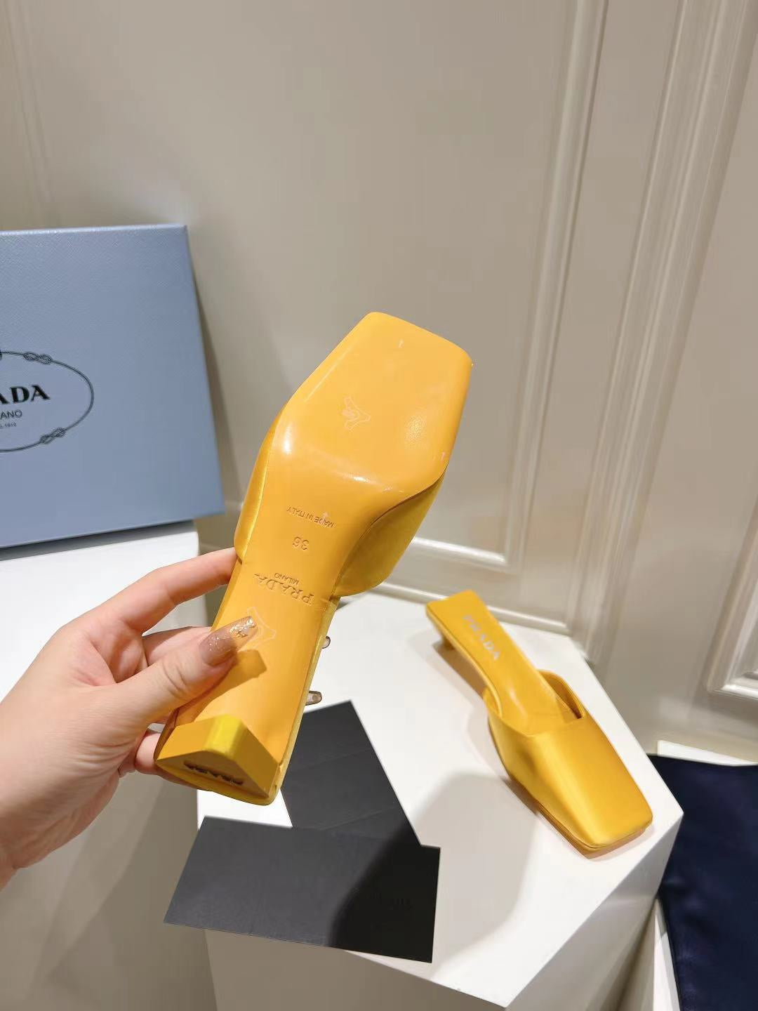 PRA SQUARE TOE MULES YELLOW SATIN - 34