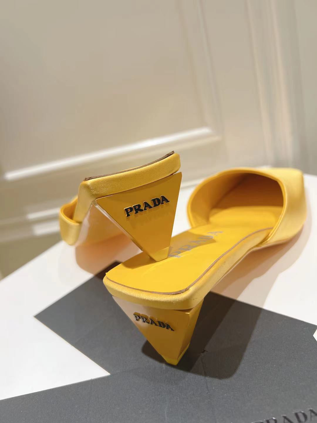 PRA SQUARE TOE MULES YELLOW SATIN - 34