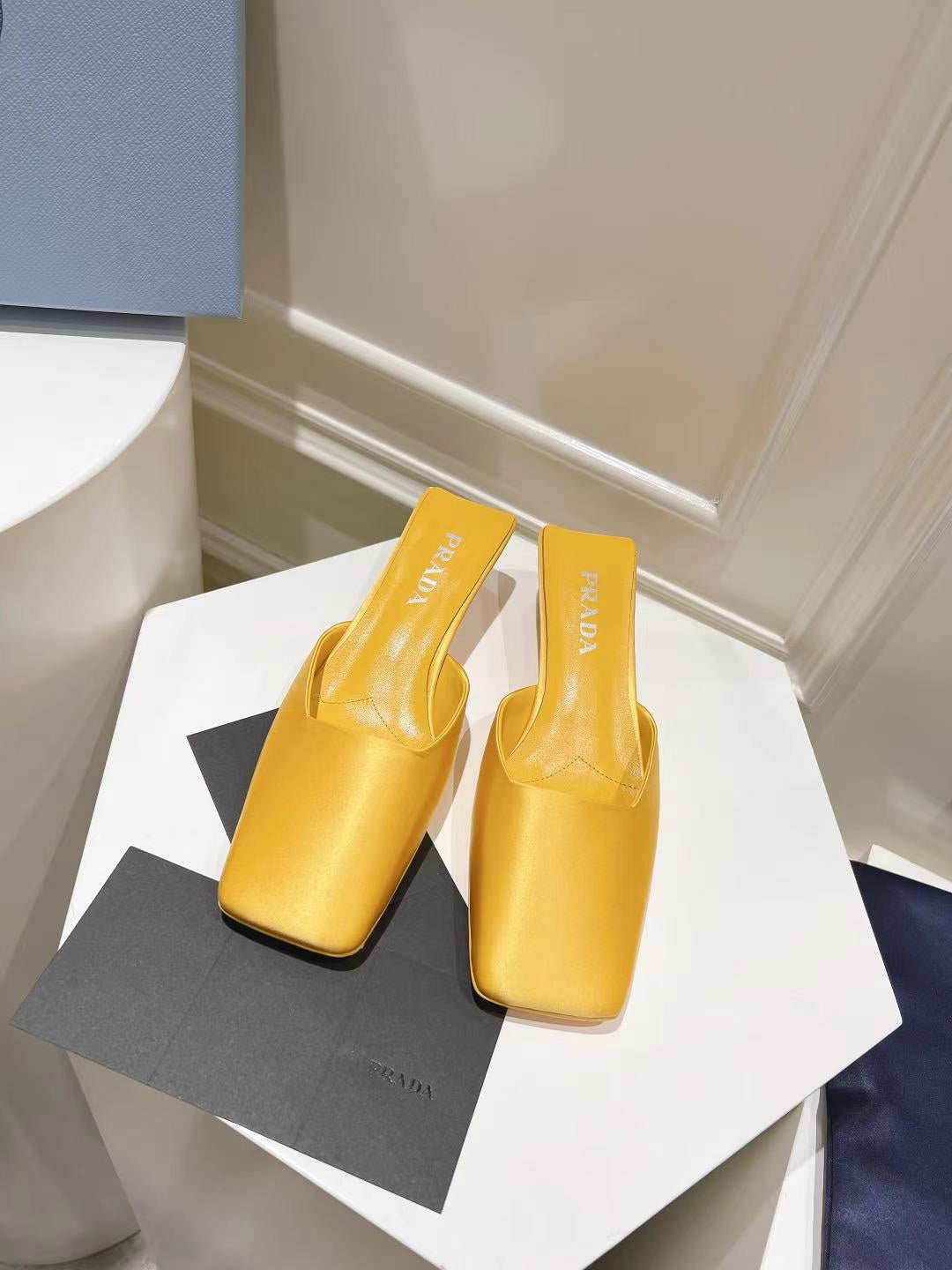 PRA SQUARE TOE MULES YELLOW SATIN - 34
