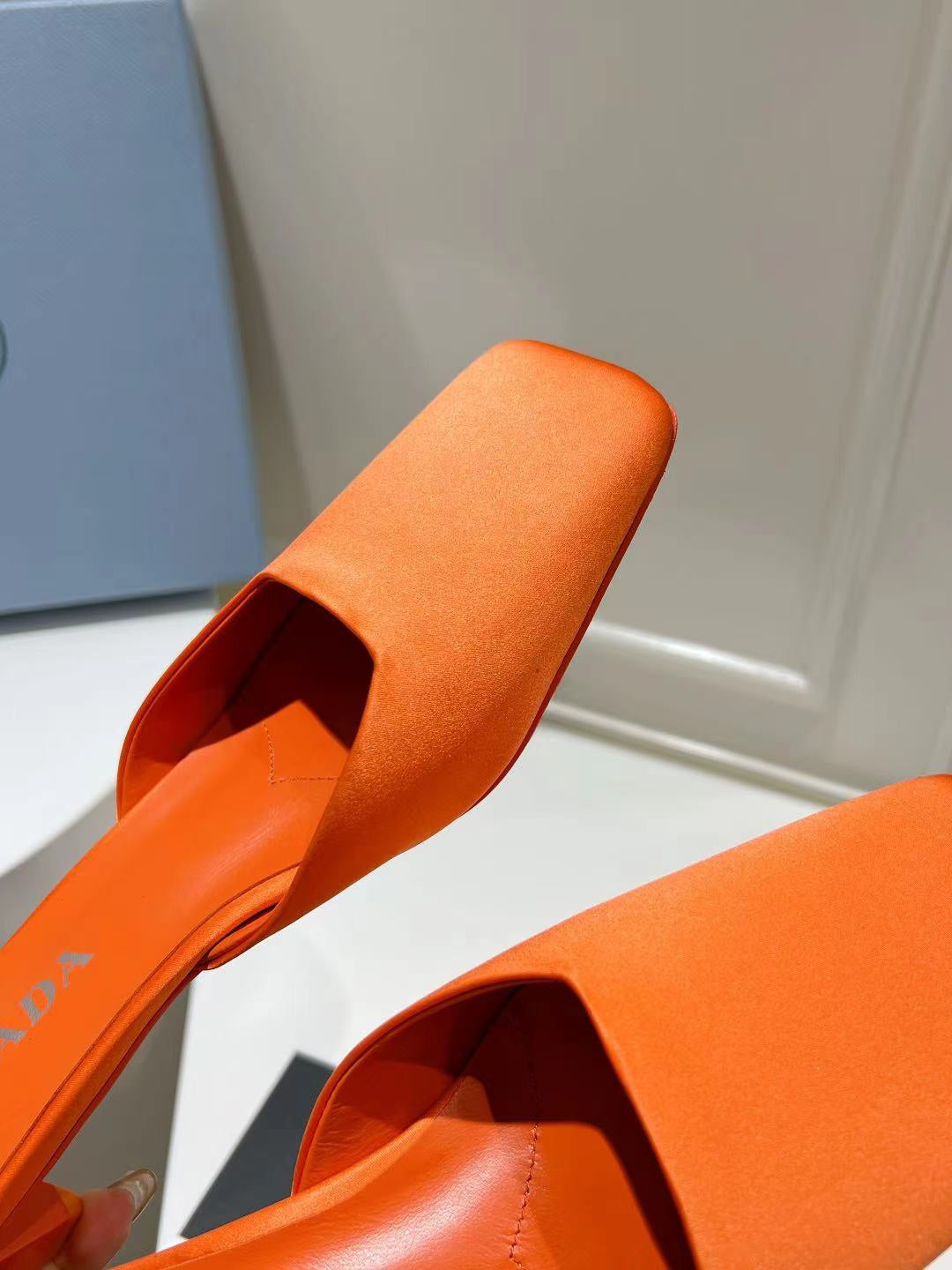 PRA SQUARE TOE MULES BRIGHT ORANGE SATIN - 34
