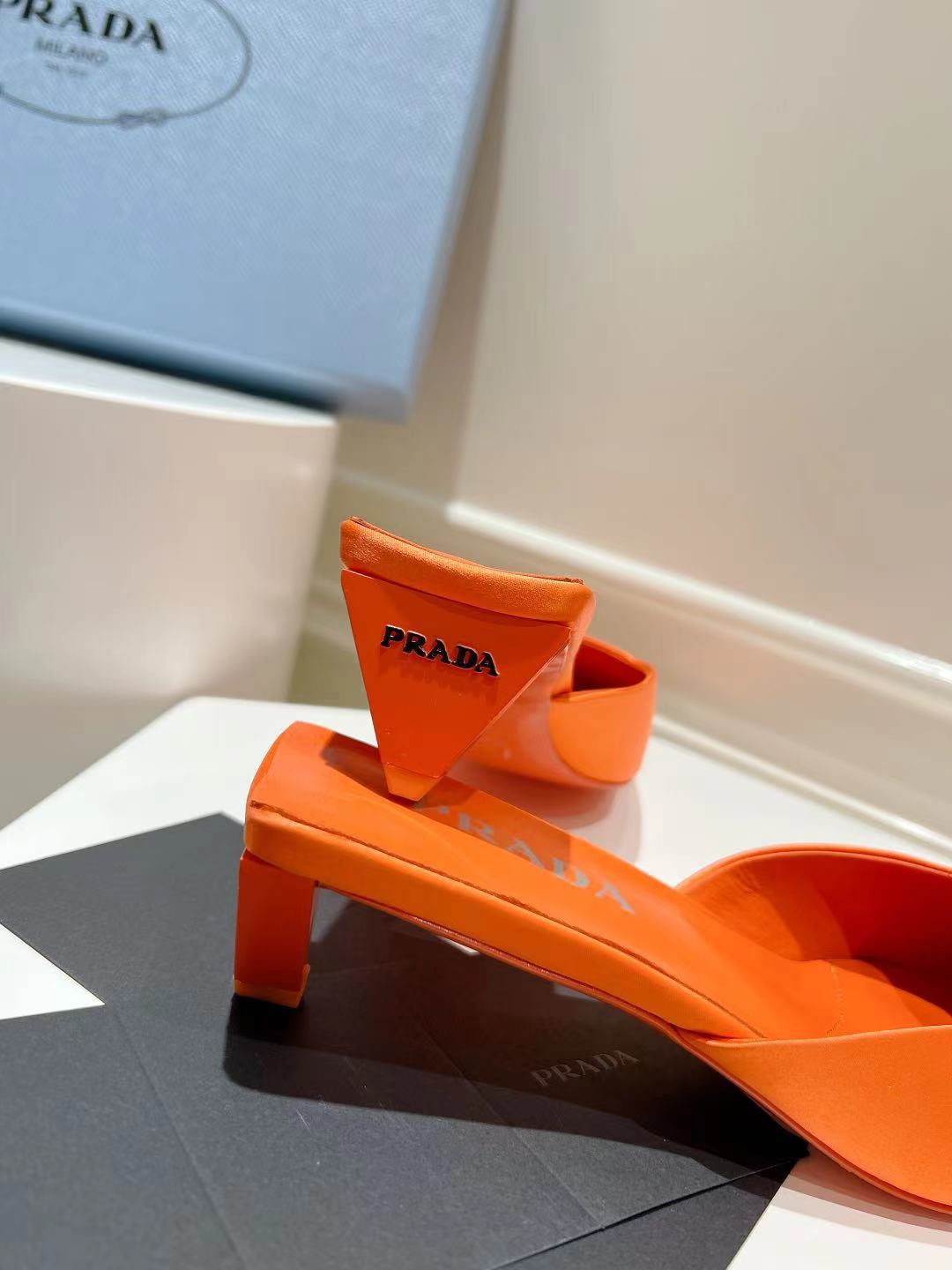 PRA SQUARE TOE MULES BRIGHT ORANGE SATIN - 34