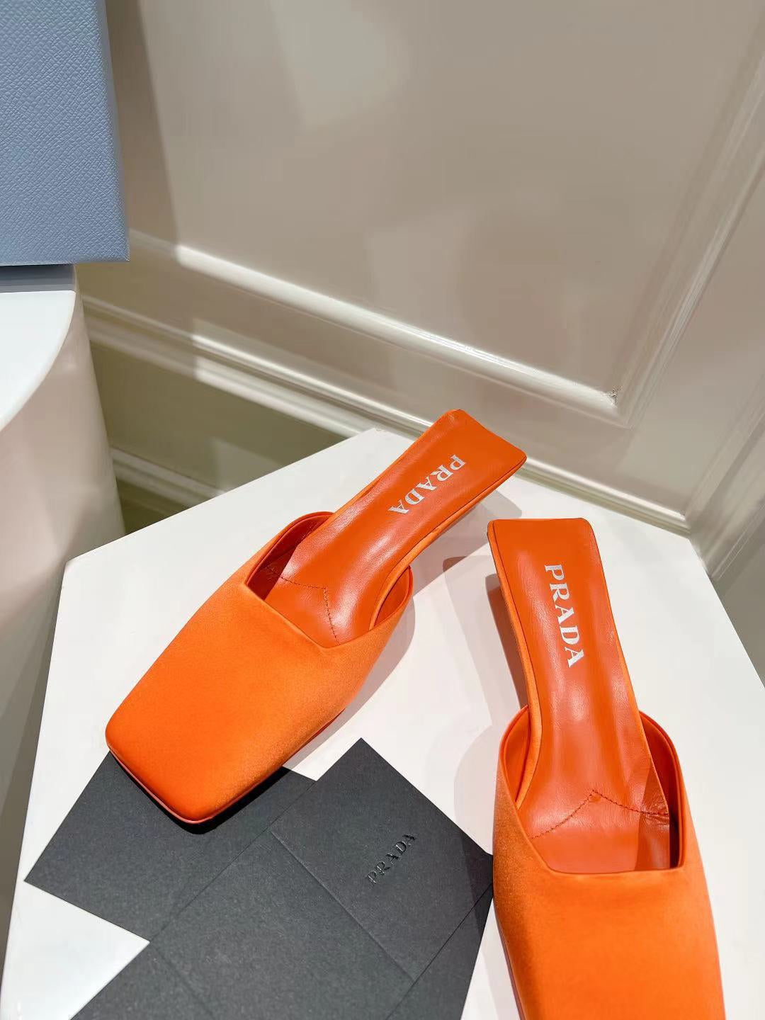 PRA SQUARE TOE MULES BRIGHT ORANGE SATIN - 34