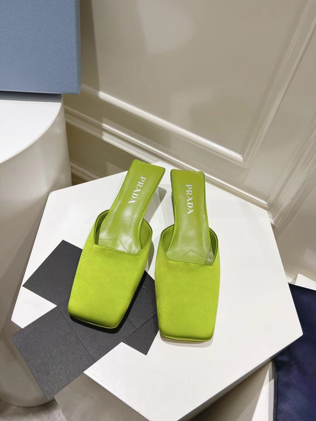 PRA SQUARE TOE MULES PEAR SATIN - 34