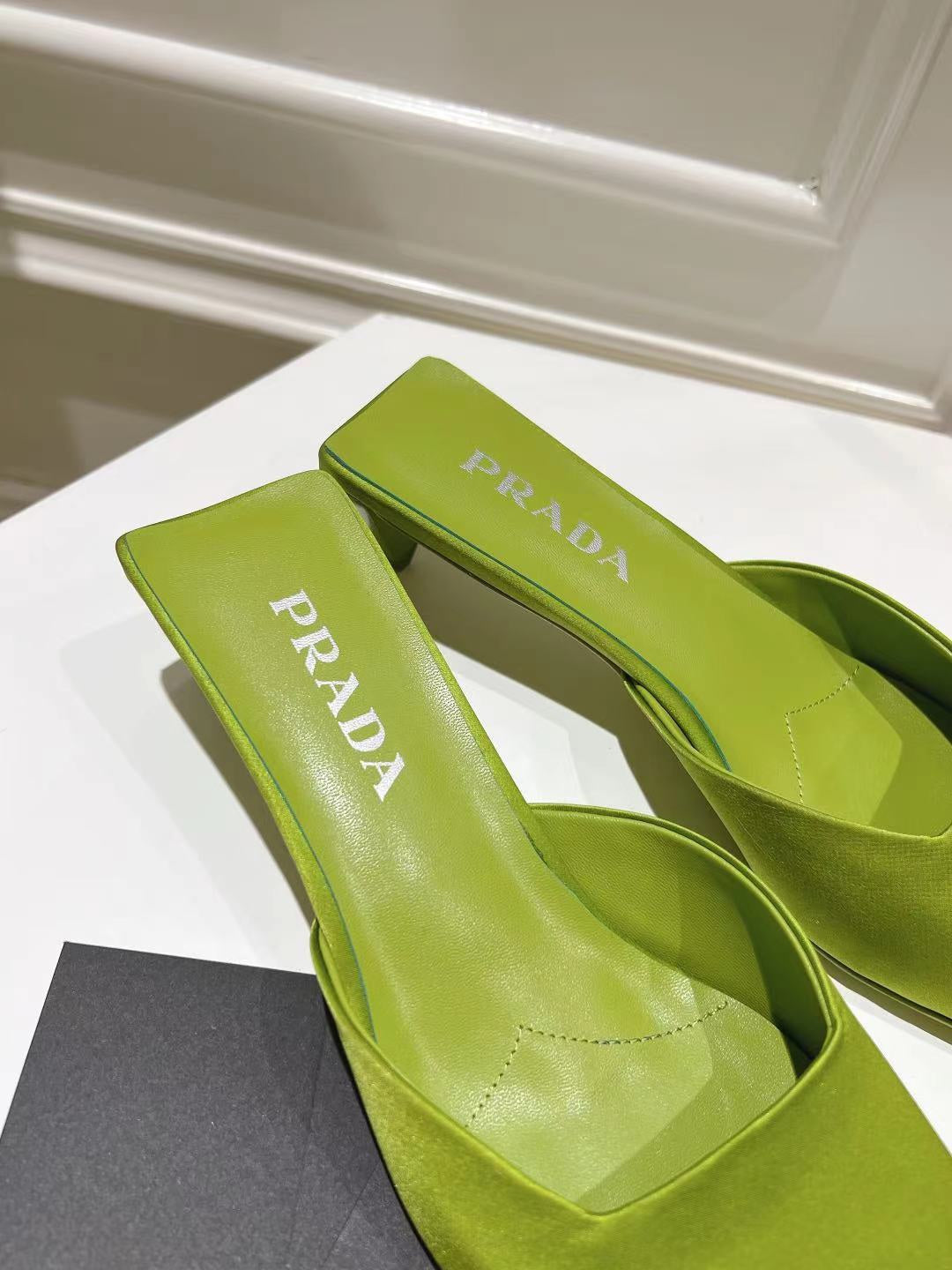 PRA SQUARE TOE MULES PEAR SATIN - 34
