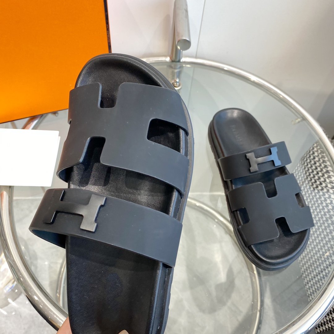Chypre Sandal Black Leather - 35