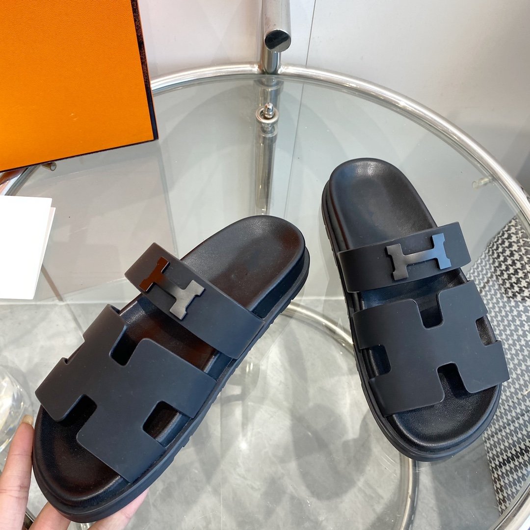 Chypre Sandal Black Leather - 35