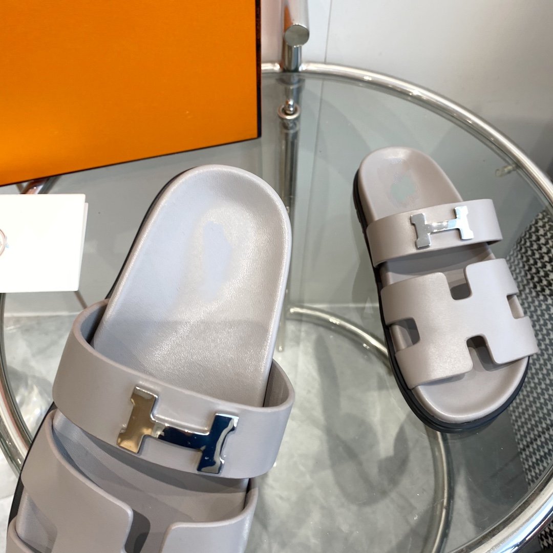 Chypre Sandal Gray Leather - 35