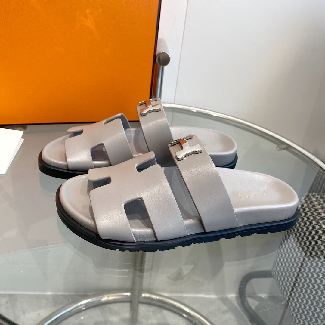 Chypre Sandal Gray Leather - 35
