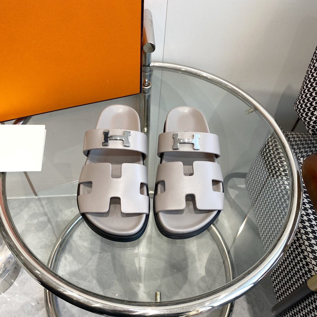 Chypre Sandal Gray Leather - 35