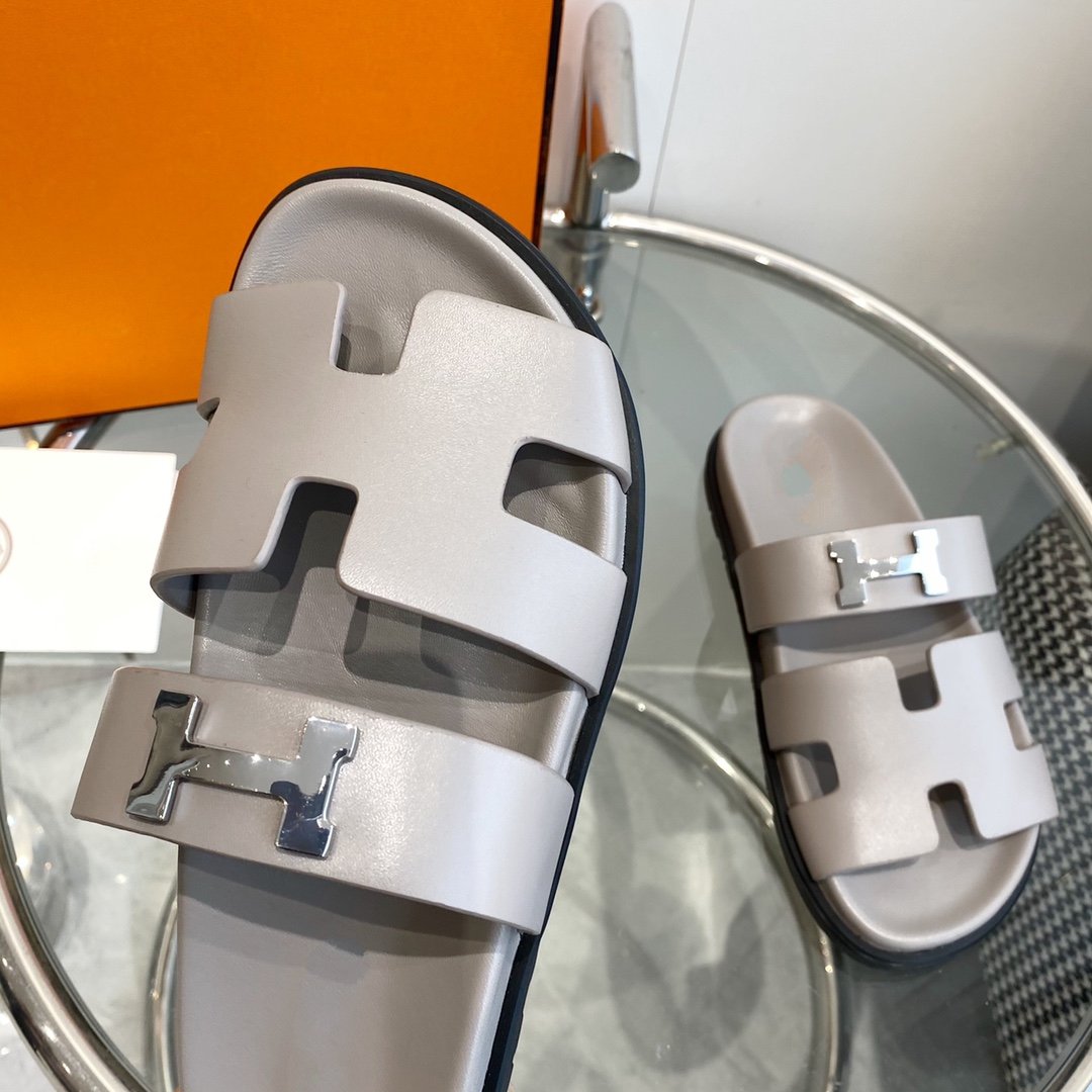 Chypre Sandal Gray Leather - 35