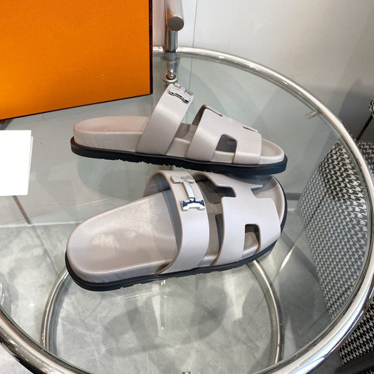 Chypre Sandal Gray Leather - 35