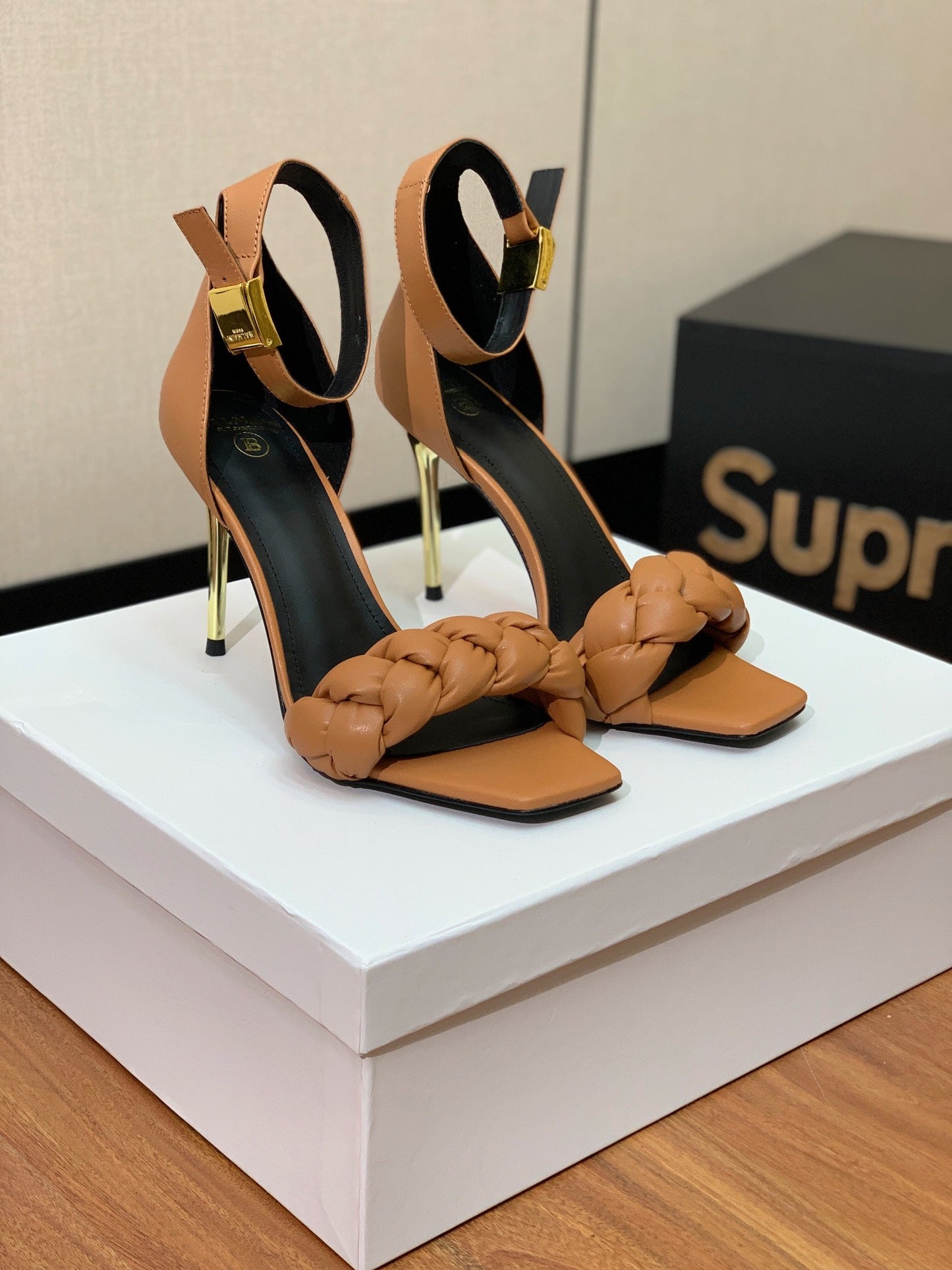 BALMAIN 25S ANKLE STRAP HIGH HEEL 95MM IN BROWN CALFSKIN - 36