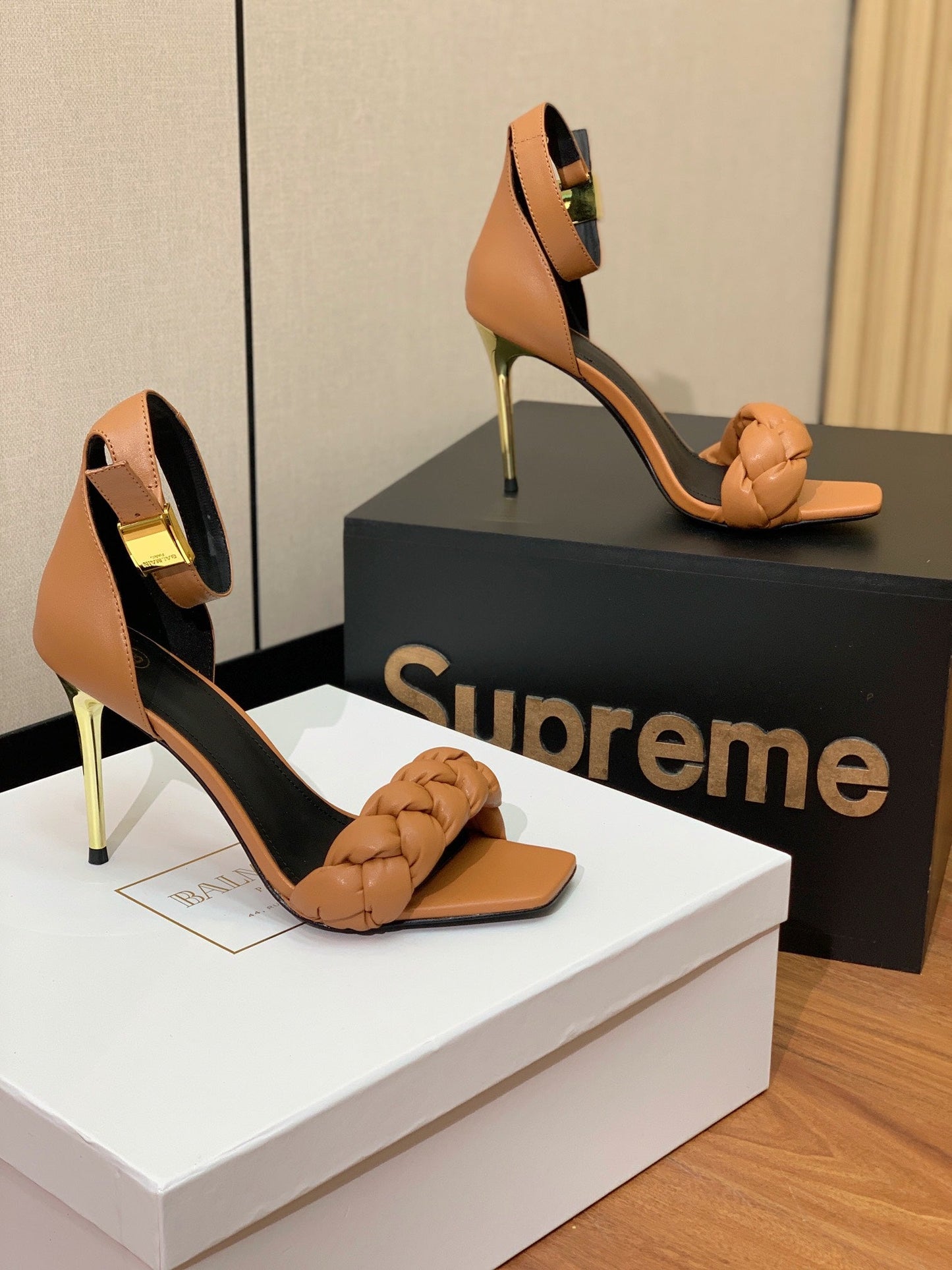 BALMAIN 25S ANKLE STRAP HIGH HEEL 95MM IN BROWN CALFSKIN - 36