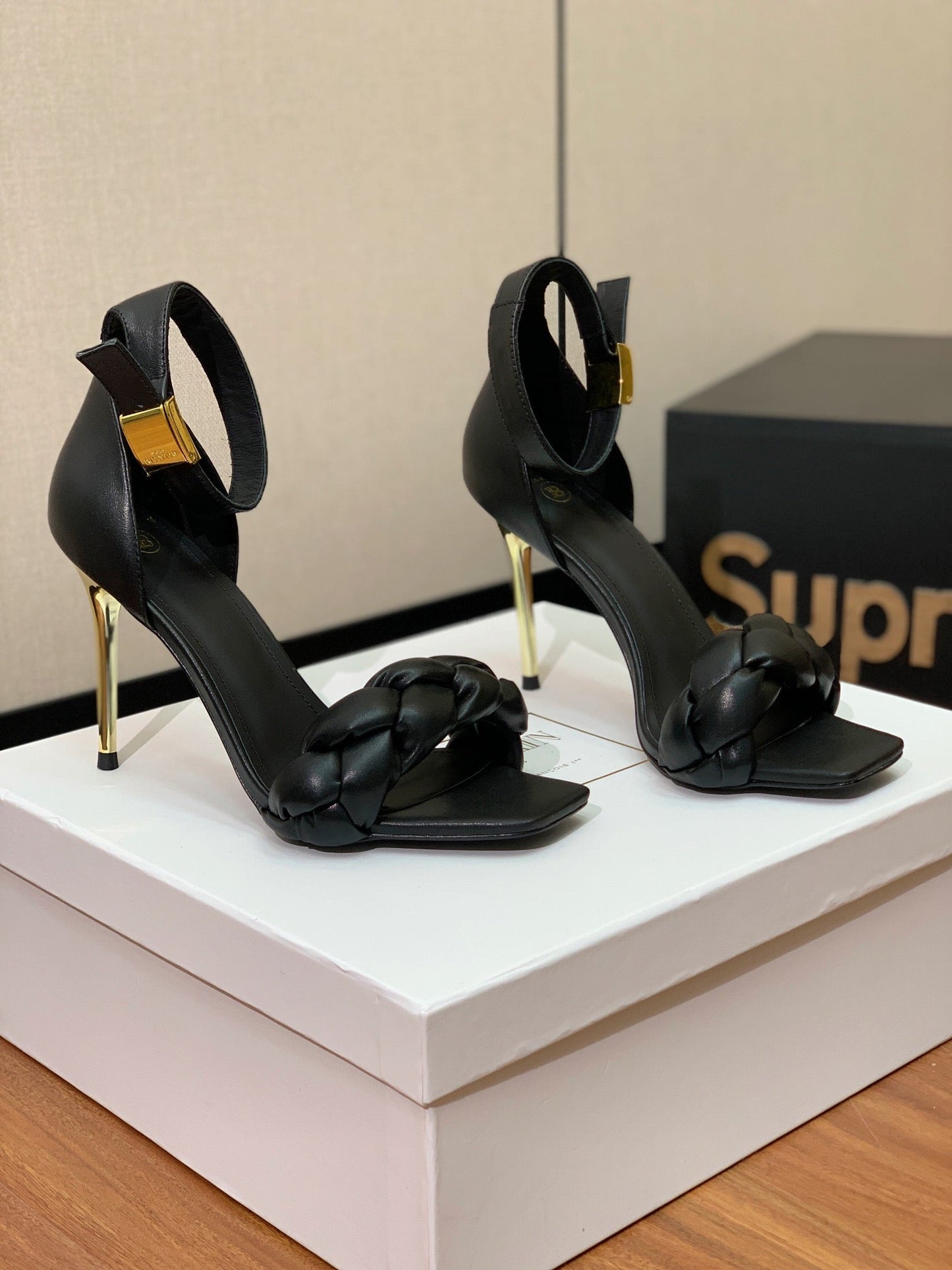 BALMAIN 25S ANKLE STRAP HIGH HEEL 95MM IN BLACK CALFSKIN - 36