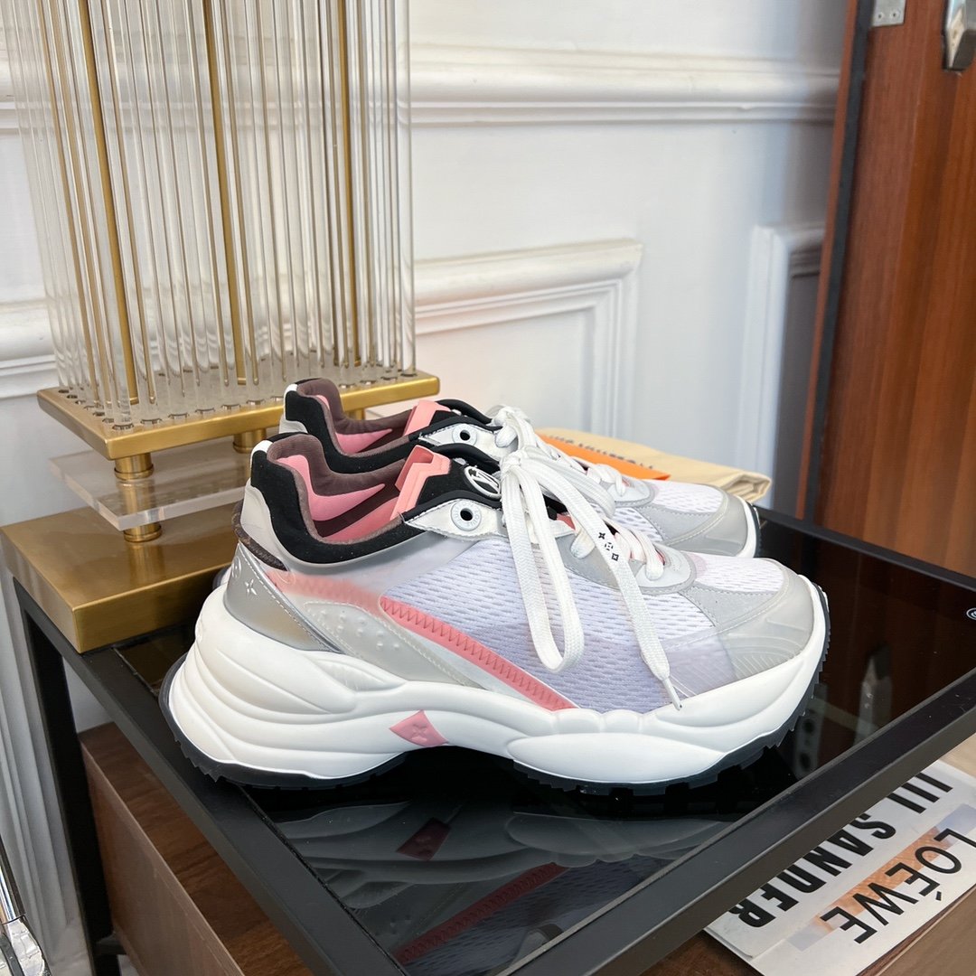 LV RUN 55 SNEAKER PINK BLACK - 35