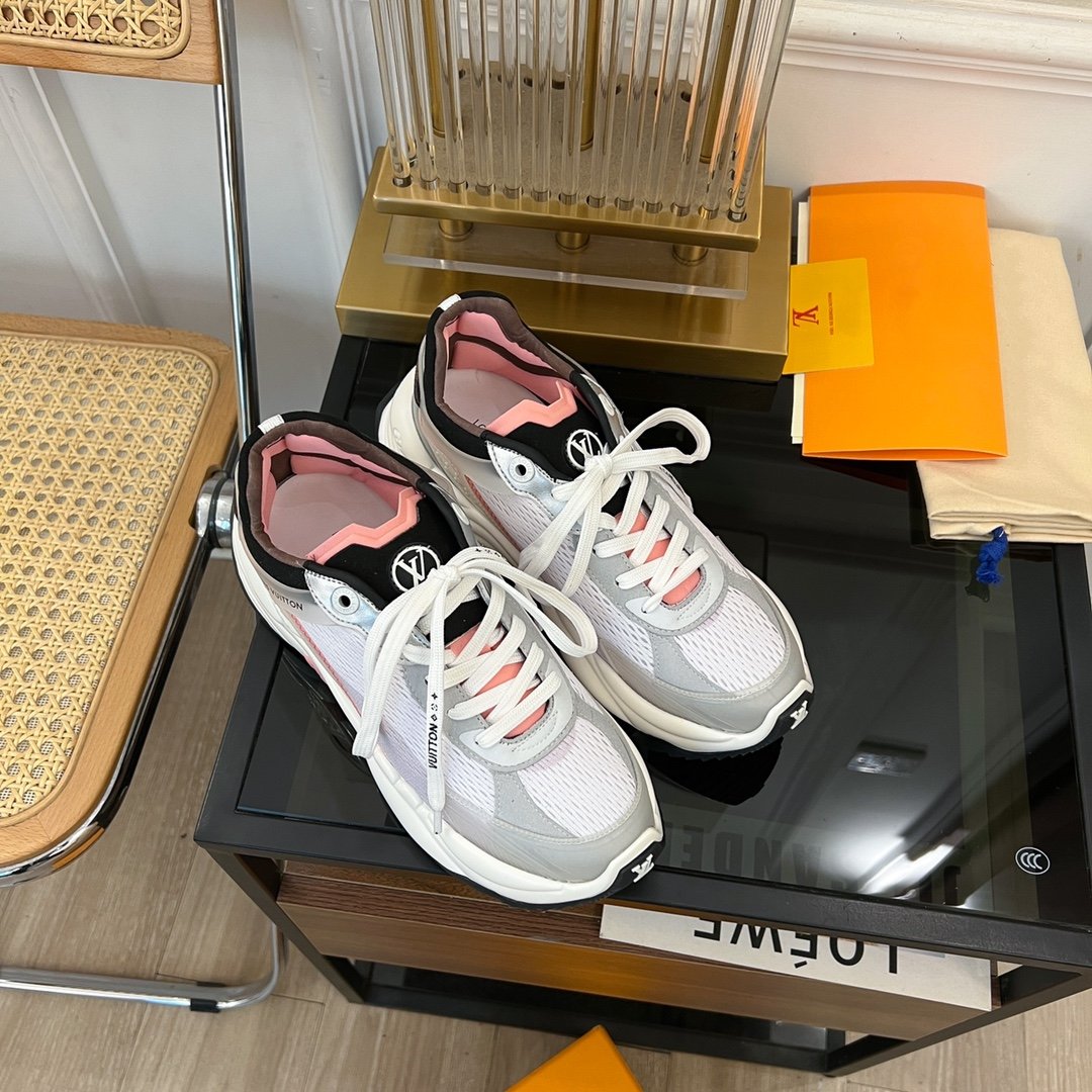 LV RUN 55 SNEAKER PINK BLACK - 35