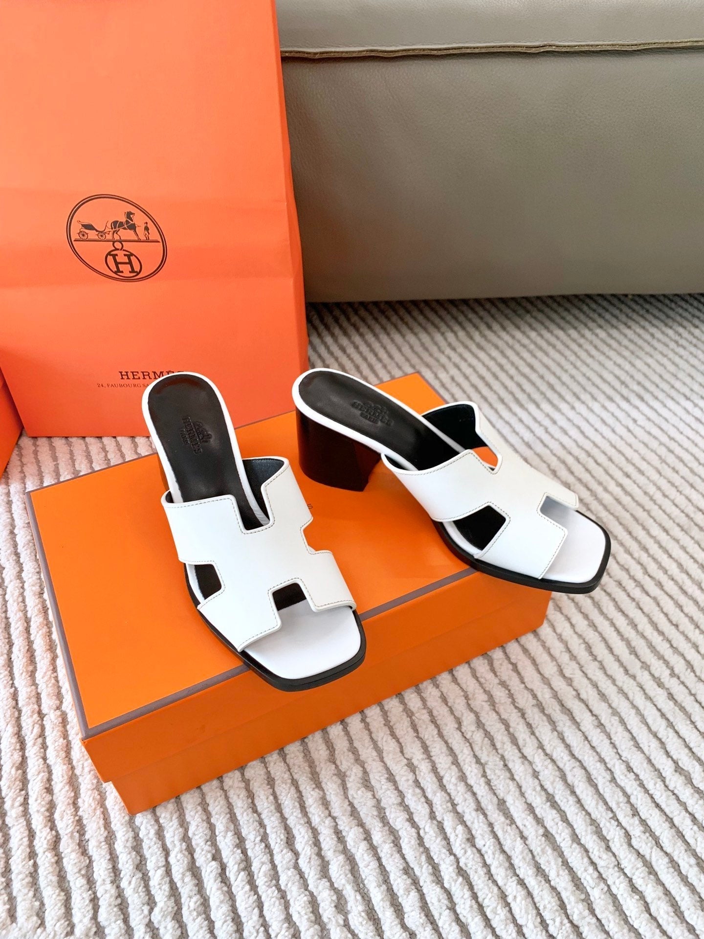 HELIA 60 SANDAL IN WHITE CALFSKIN - 35