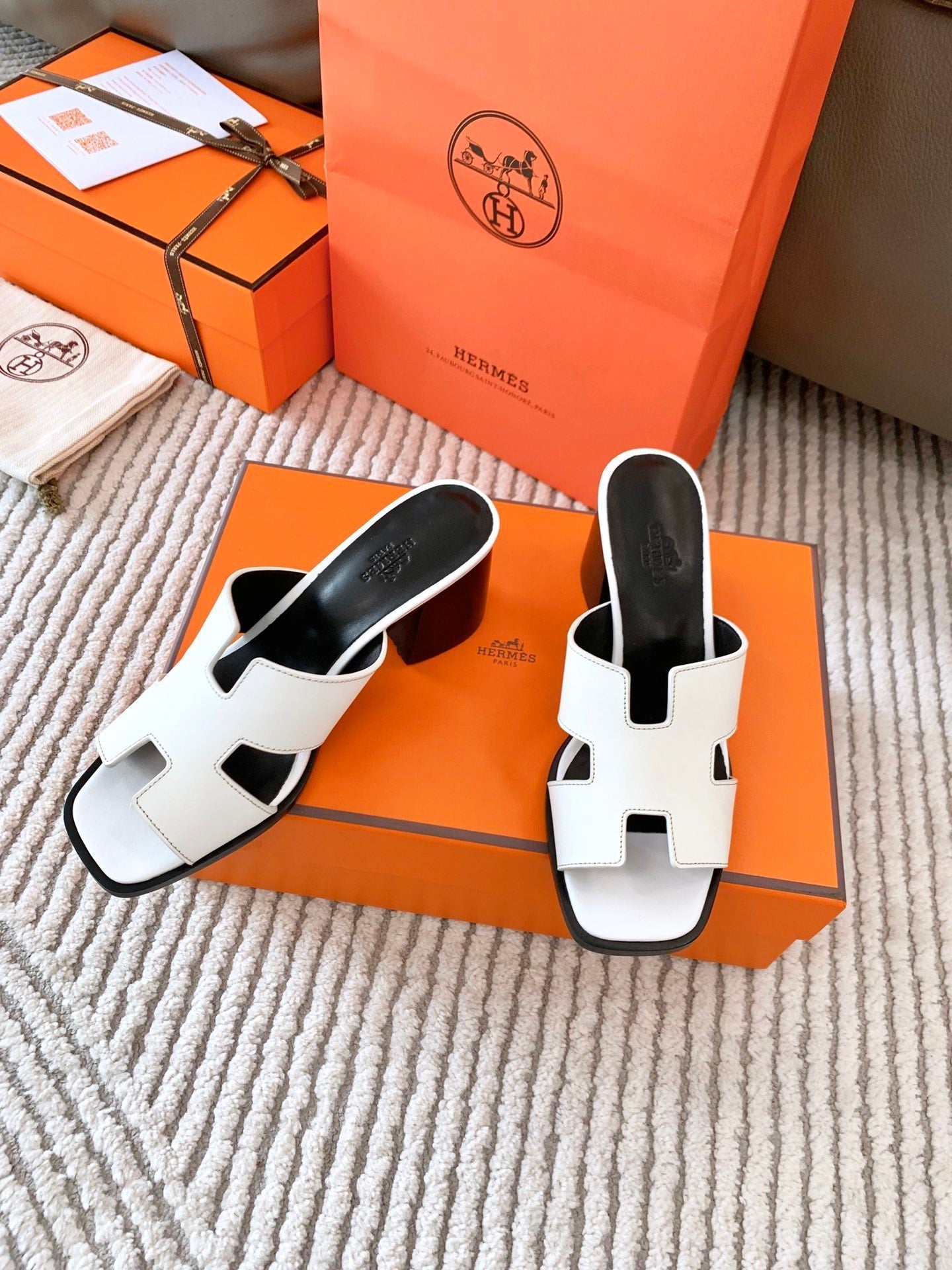 HELIA 60 SANDAL IN WHITE CALFSKIN - 35
