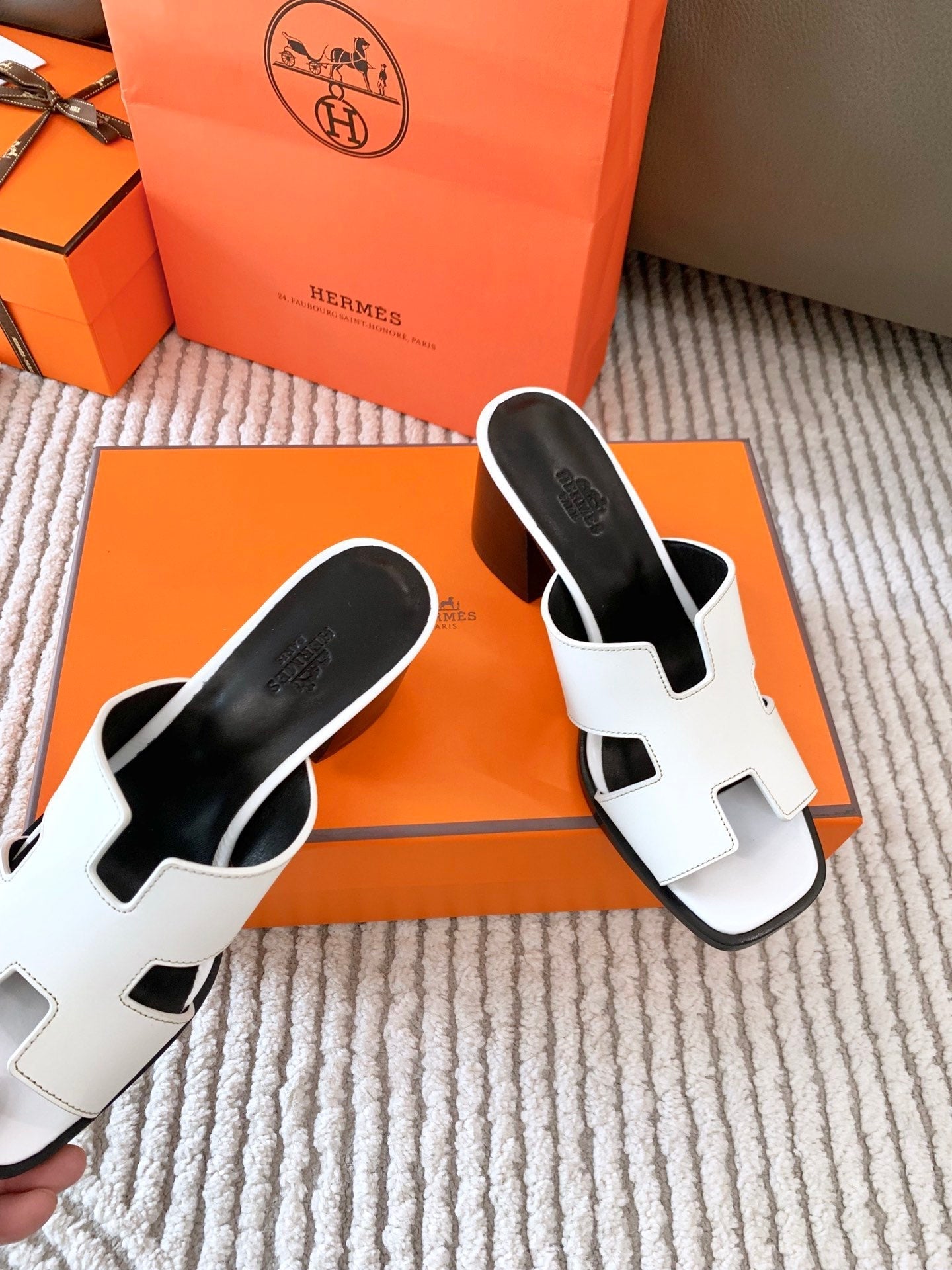 HELIA 60 SANDAL IN WHITE CALFSKIN - 35