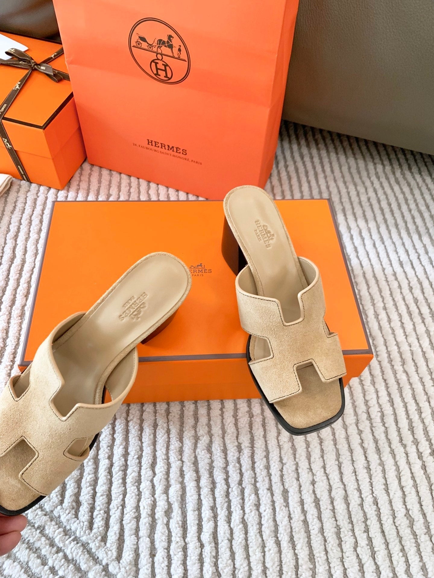 HELIA 60 SANDAL IN TUSCAN BEIGE SUEDE - 35