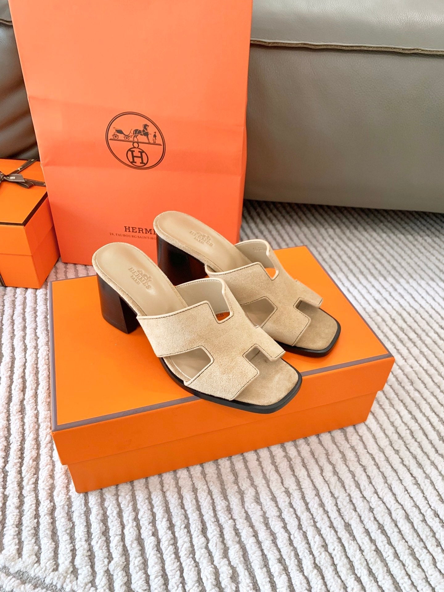 HELIA 60 SANDAL IN TUSCAN BEIGE SUEDE - 35