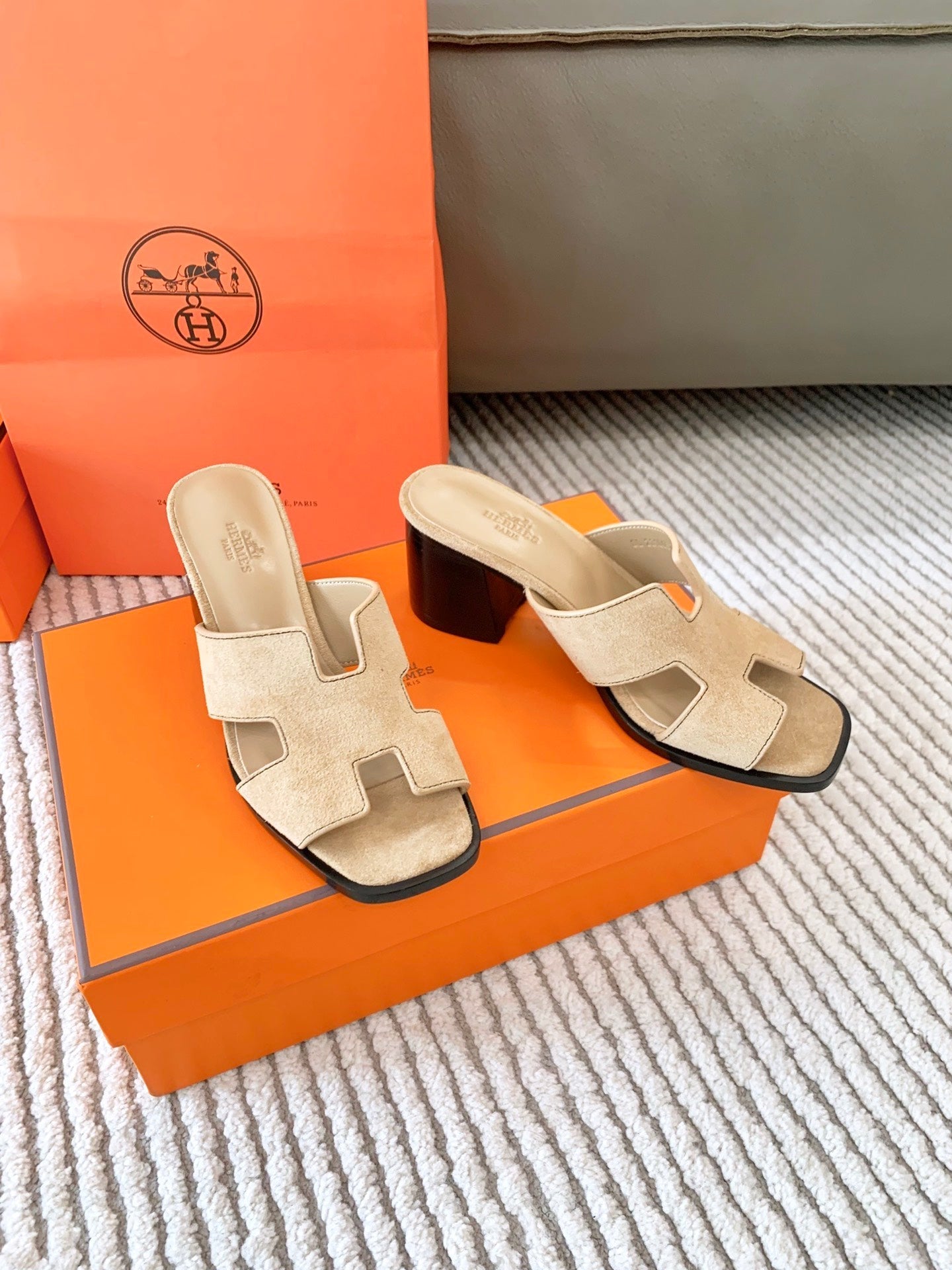 HELIA 60 SANDAL IN TUSCAN BEIGE SUEDE - 35