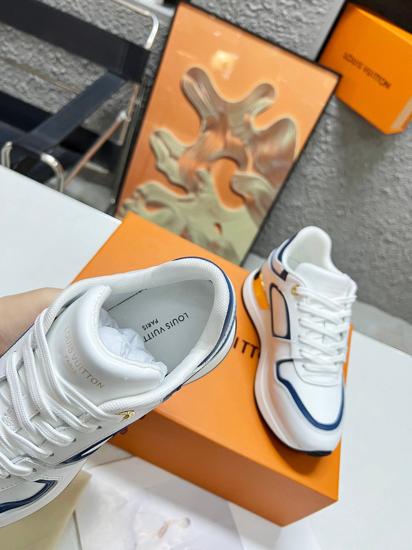 LV WOMEN SNEAKER IN WHITE MIX BLUE CALFSKIN - 35