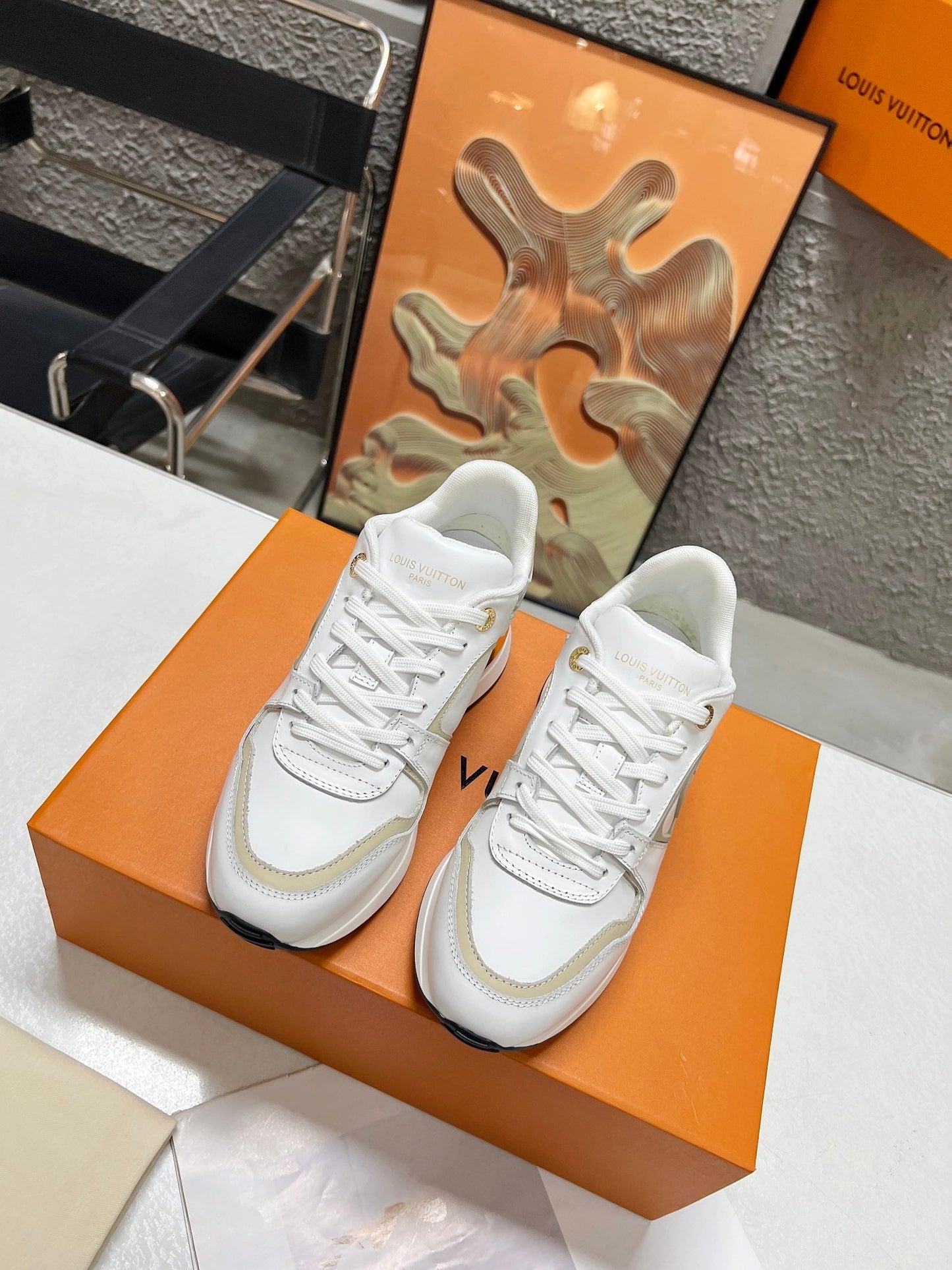 LV WOMEN SNEAKER IN WHITE MIX BEIGE CREAM CALFSKIN - 35
