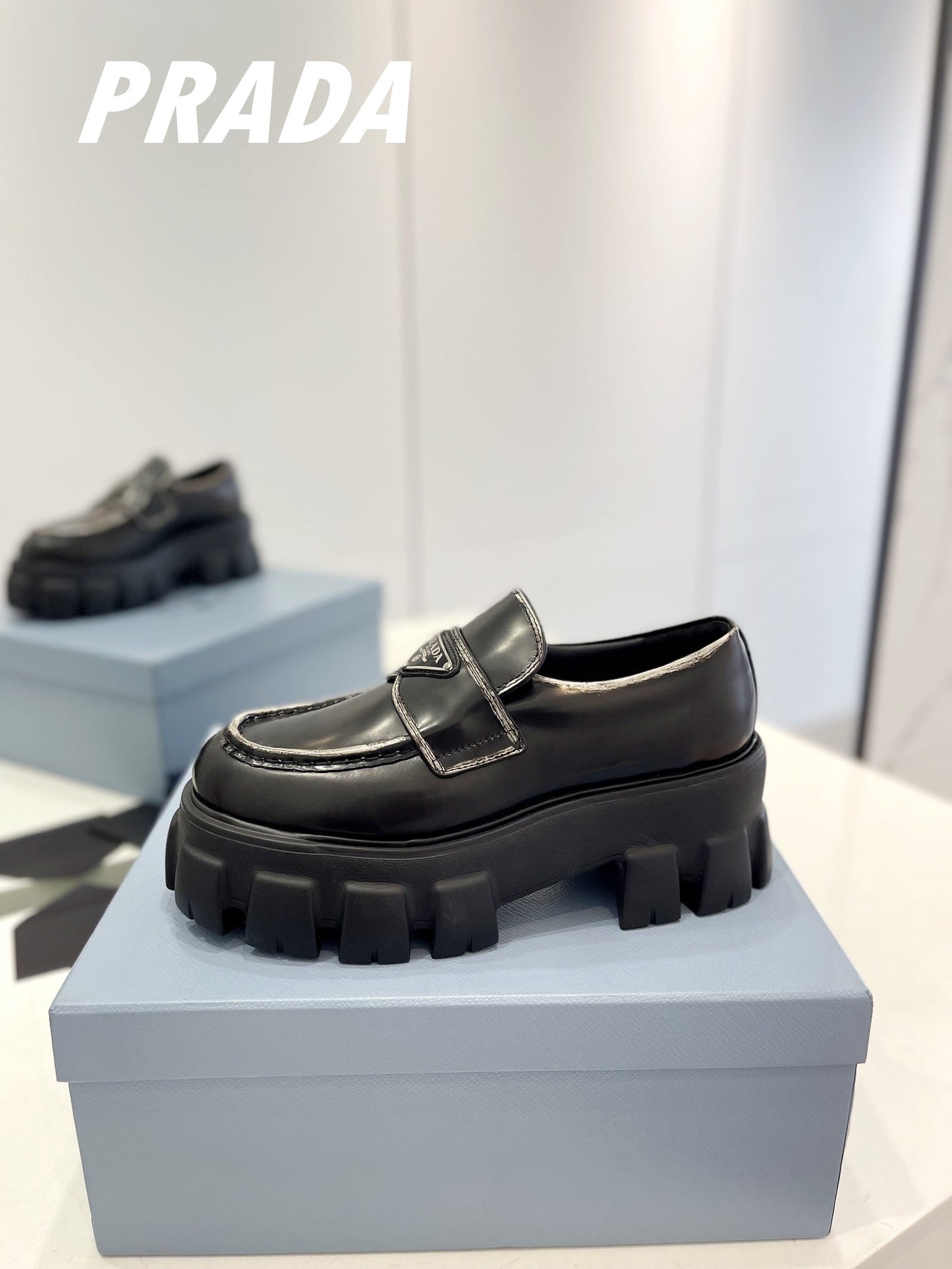 PRA BRUSHED LEATHER MONOLITH LOAFERS BLACK-SILVER BORDER - 34