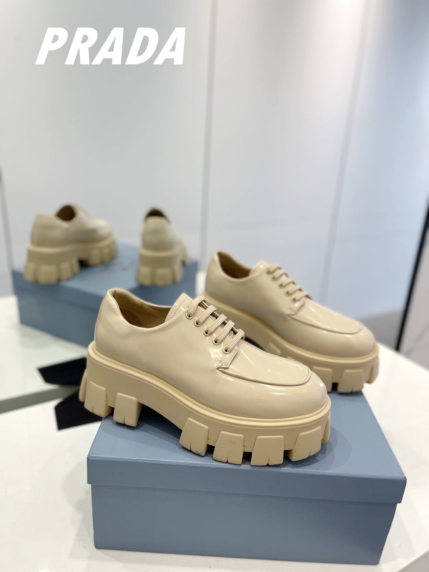 PRA BRUSHED LEATHER MONOLITH LACE-UP LOAFERS BEIGE - 35