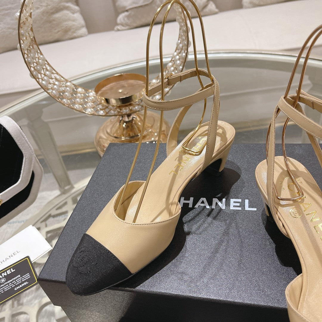 CC SLINGBACK 50MM IN BEIGE AND BLACK CALFSKIN - 35