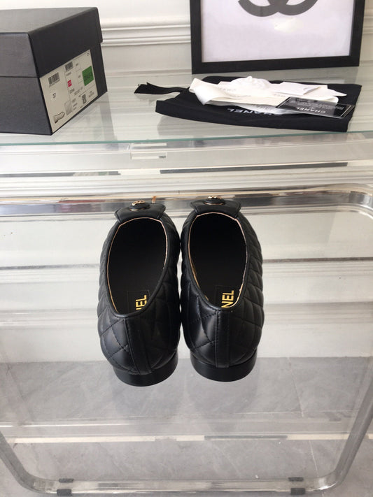 ballet flat black quilted gold cc lock - 35