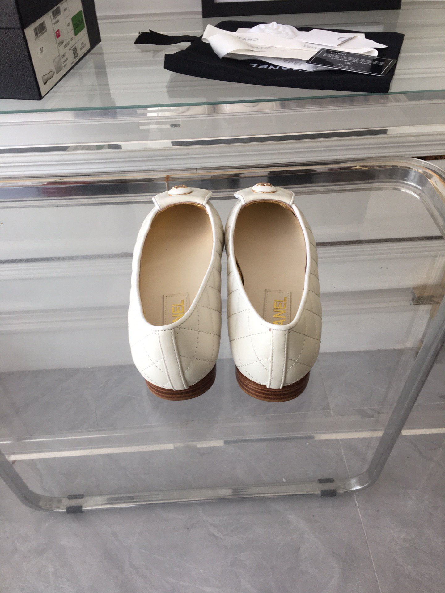 ballet flat quilted white gold cc lock - 35