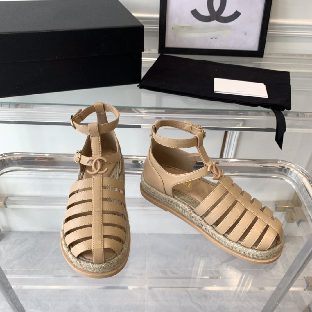 cc medium roman sandals beige lambskin - 35
