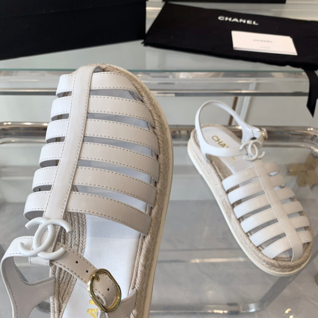 cc roman sandals white lambskin - 35