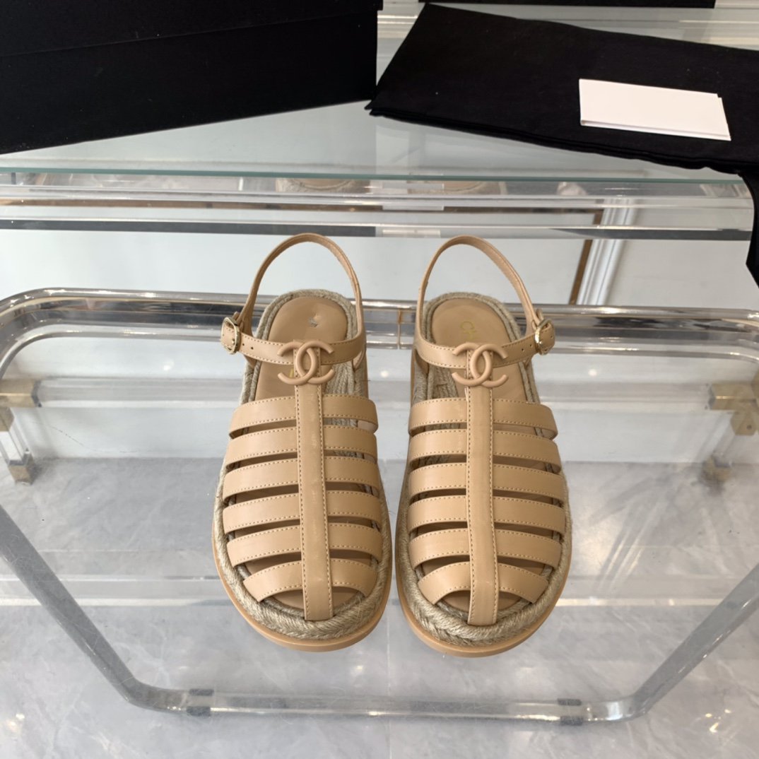 cc roman sandals beige lambskin - 35