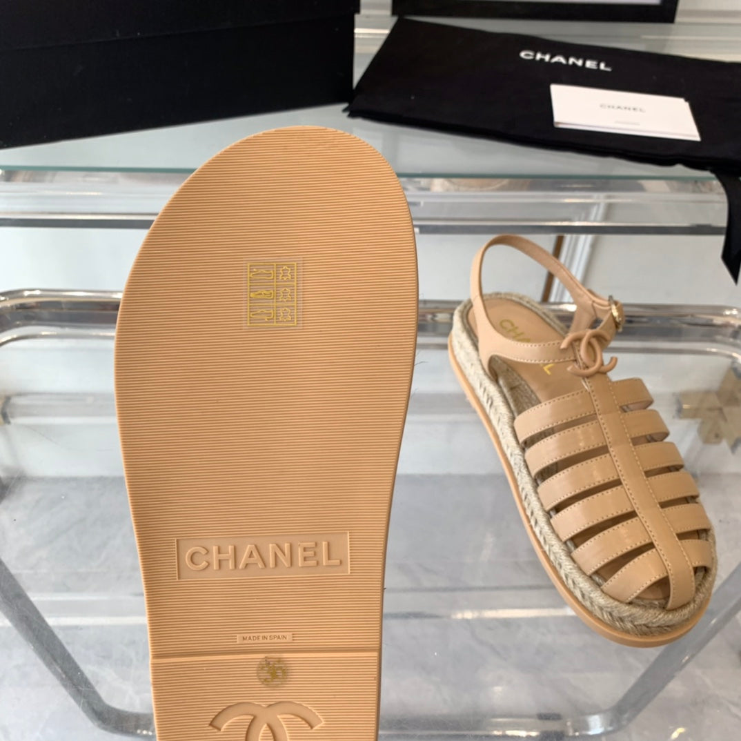 cc roman sandals beige lambskin - 35