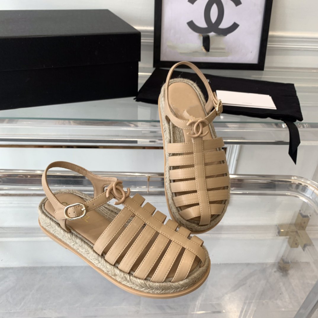 cc roman sandals beige lambskin - 35