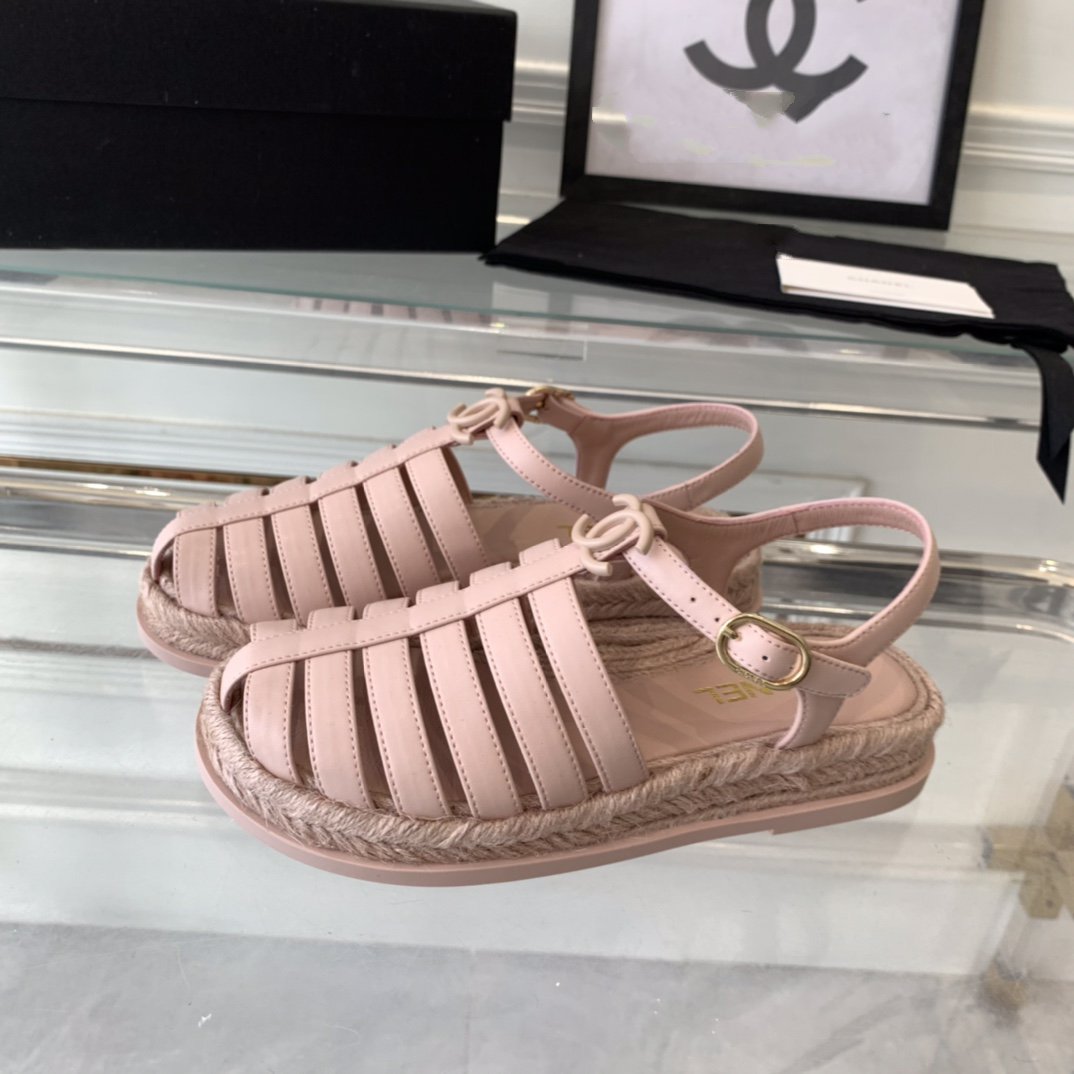 cc roman sandals pink lambskin - 35