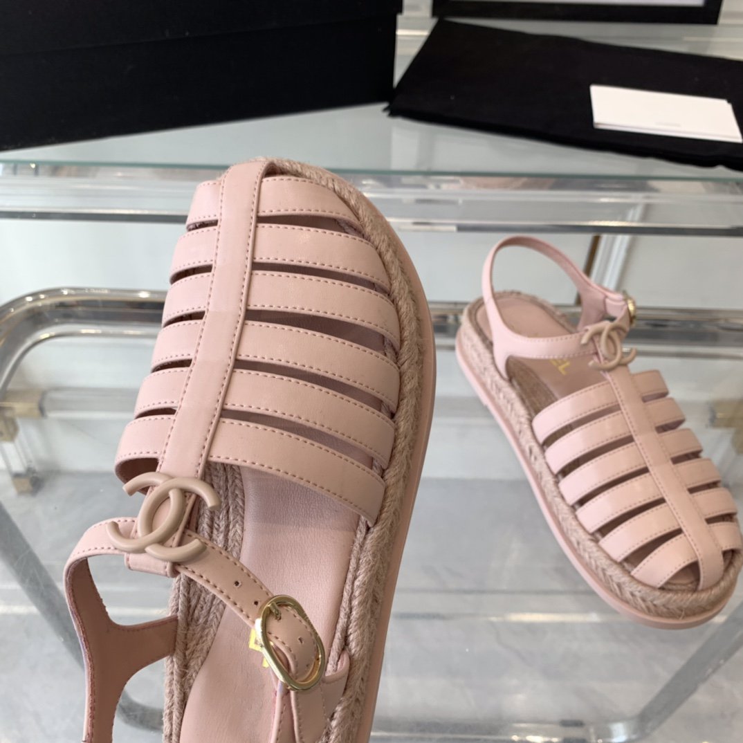 cc roman sandals pink lambskin - 35