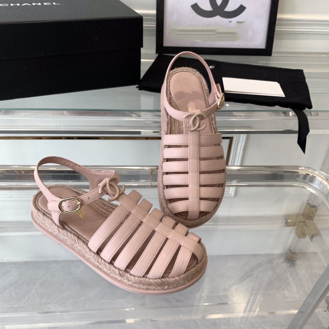 cc roman sandals pink lambskin - 35